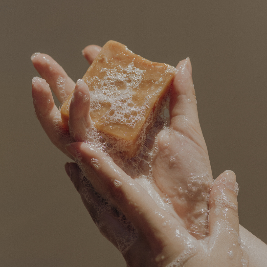 How Dry Skin, Eczema, and Diabetes Benefit from Natural Soap